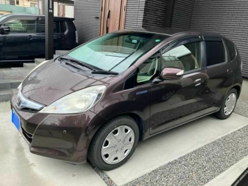 FIT HYBRID