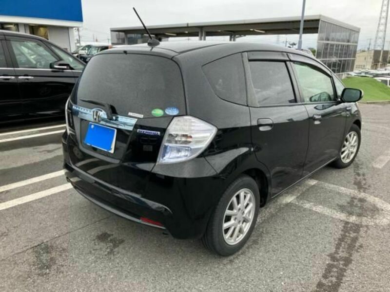 FIT HYBRID