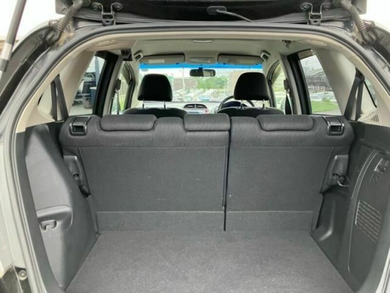 FIT HYBRID