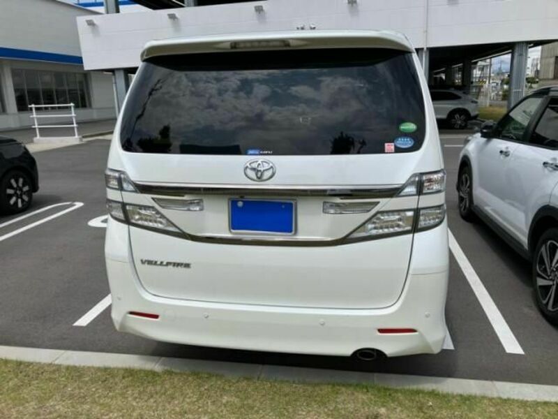 VELLFIRE