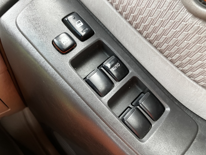 KLUGER L