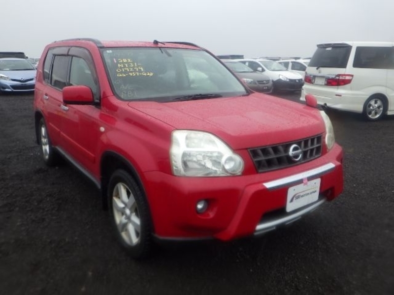 X-TRAIL