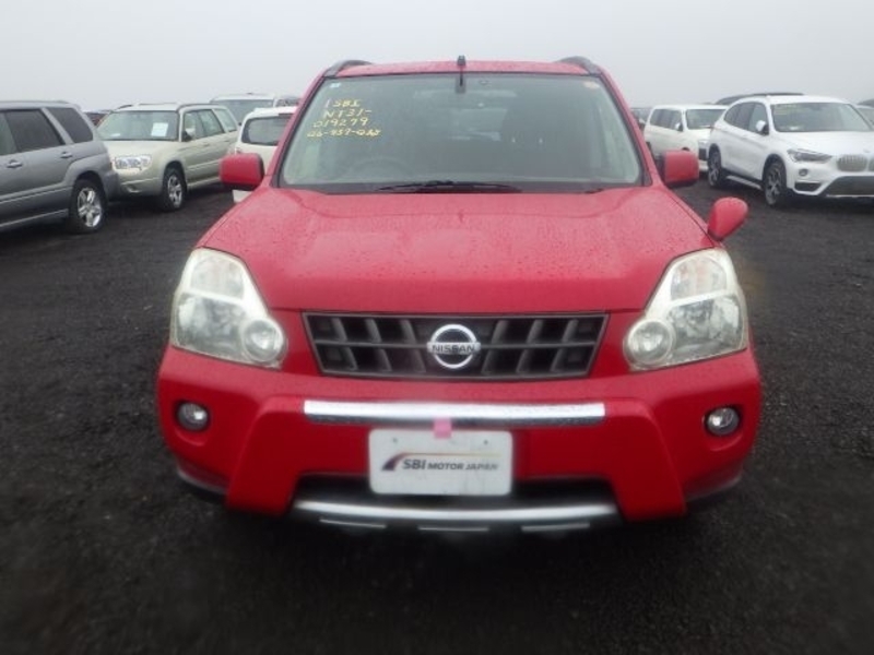 X-TRAIL