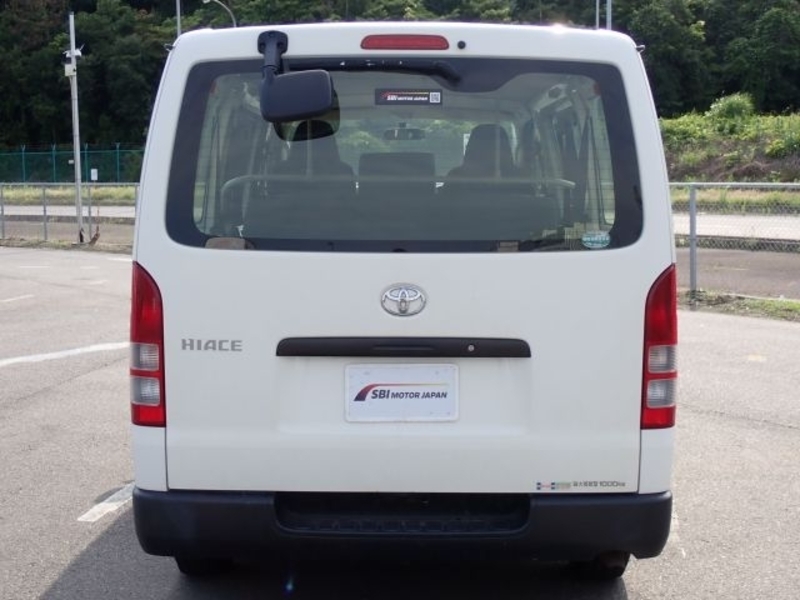 HIACE VAN