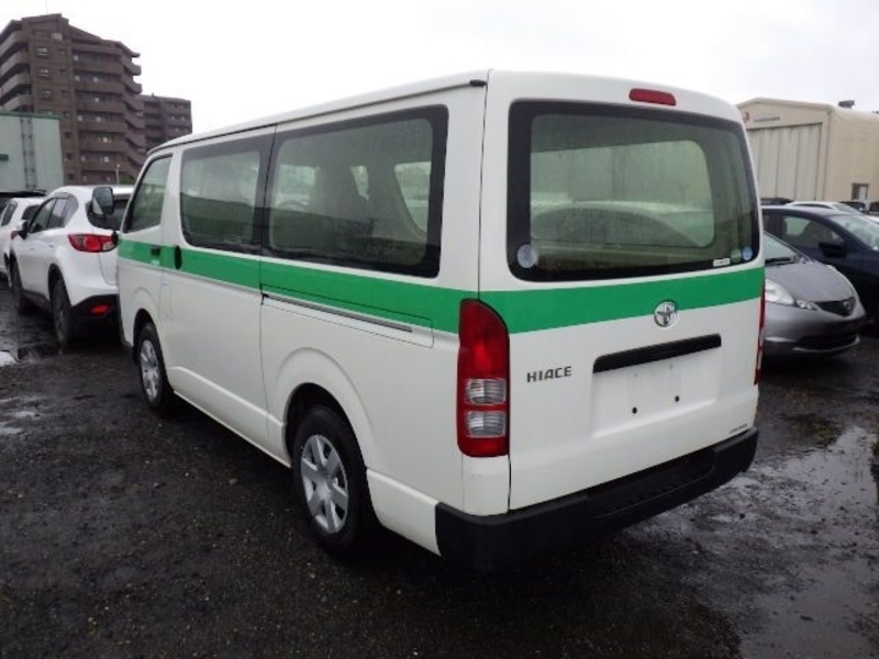 HIACE VAN