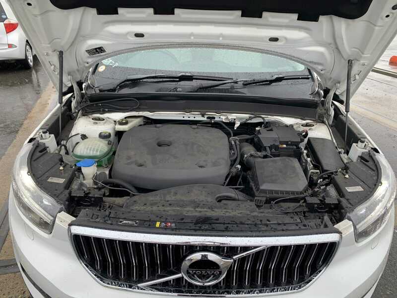 XC40