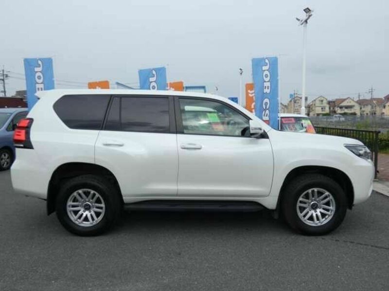 LAND CRUISER PRADO-4