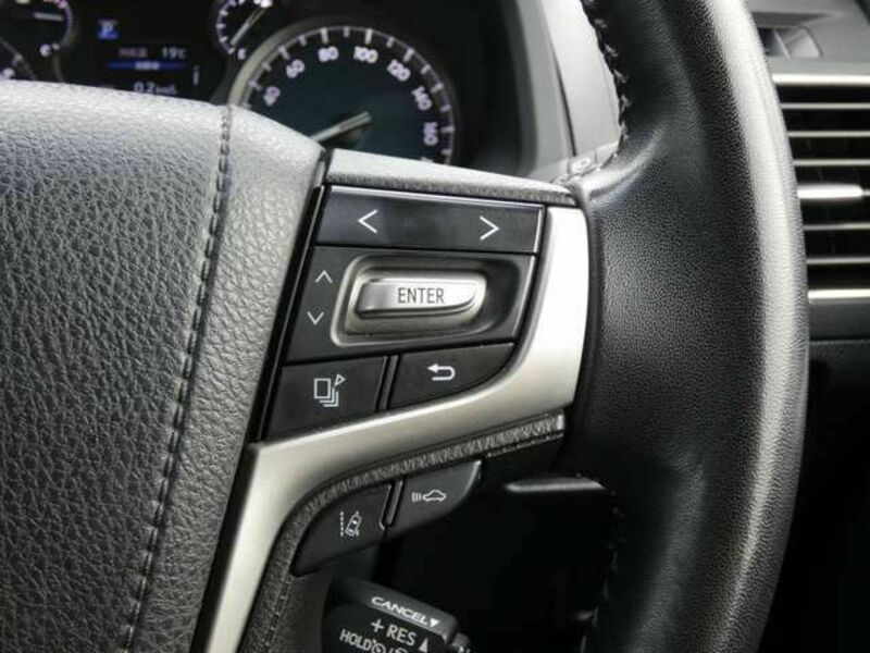 LAND CRUISER PRADO-14