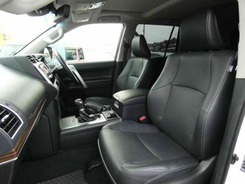LAND CRUISER PRADO-22