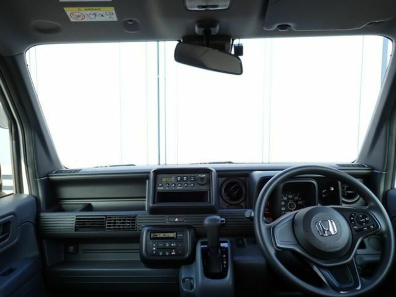 N-VAN