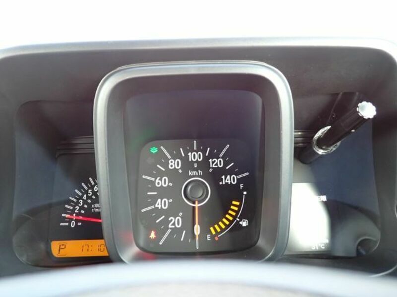 N-VAN