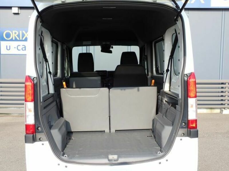 N-VAN