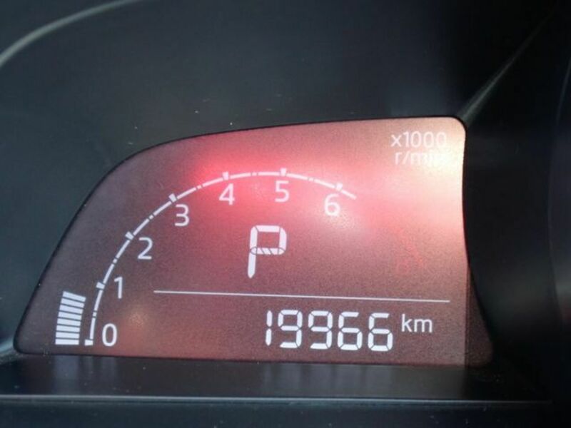 MAZDA2