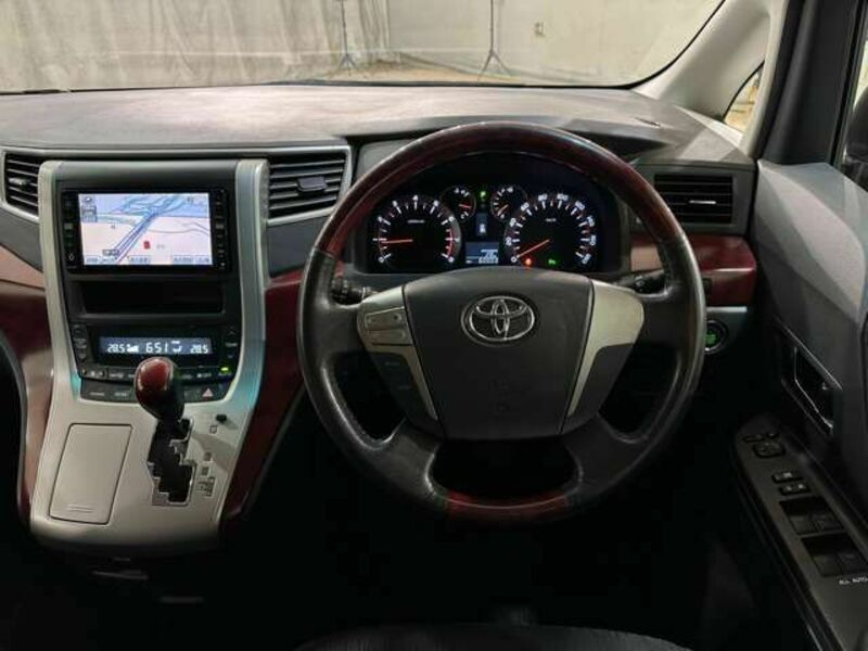 ALPHARD-9