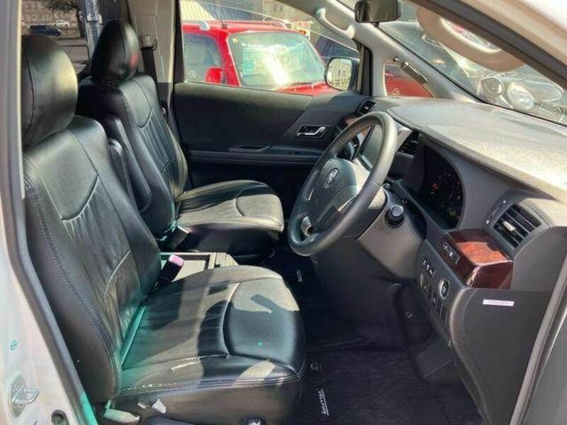VELLFIRE-13