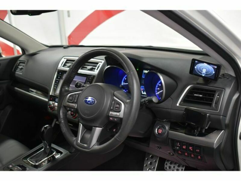 LEGACY OUTBACK