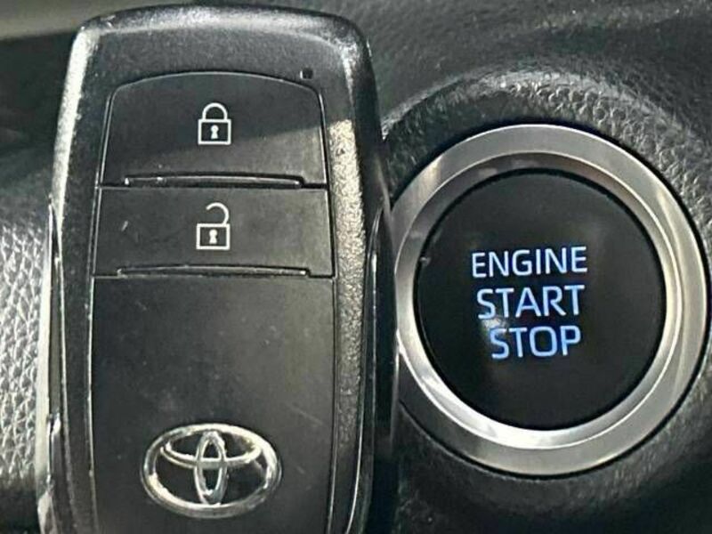 YARIS-6