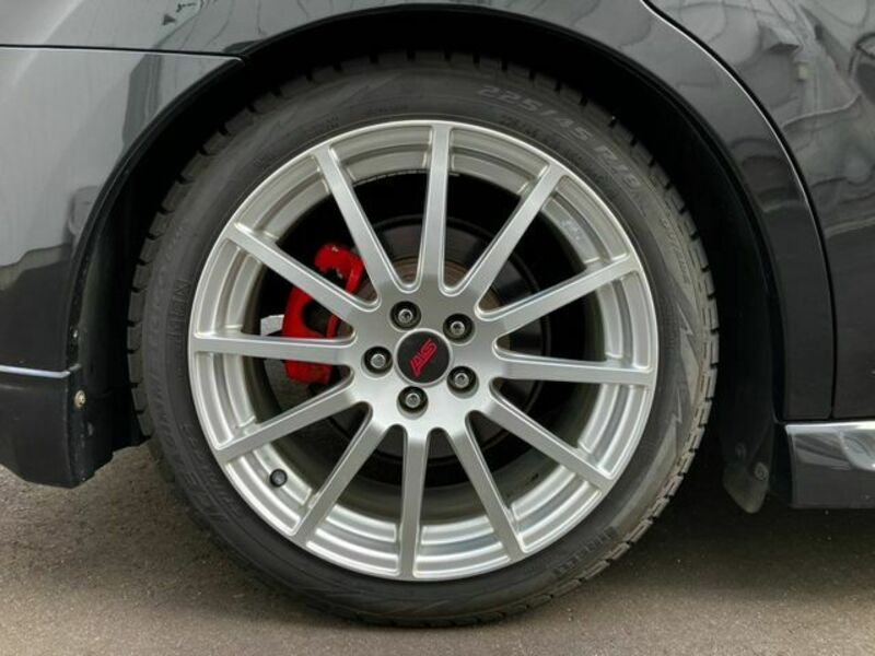 LEGACY B4