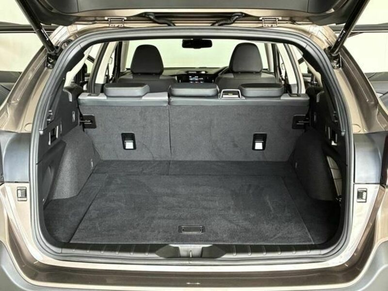 LEGACY OUTBACK-11
