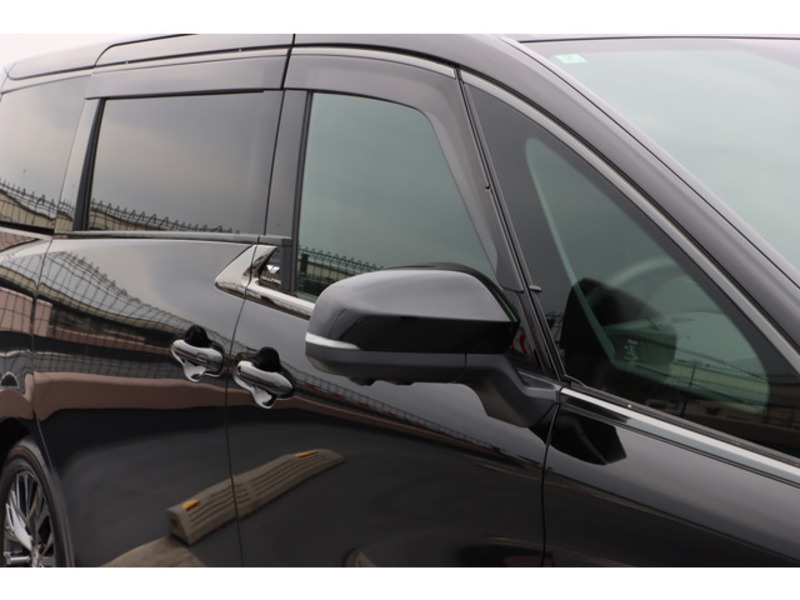 VELLFIRE-6
