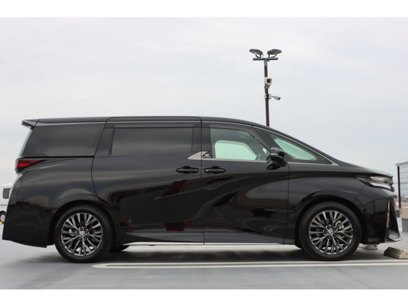 VELLFIRE-16
