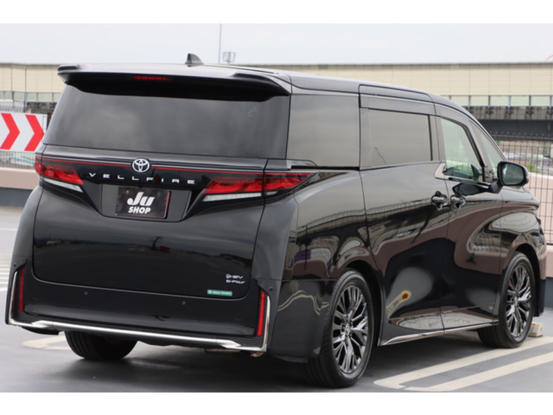 VELLFIRE-18