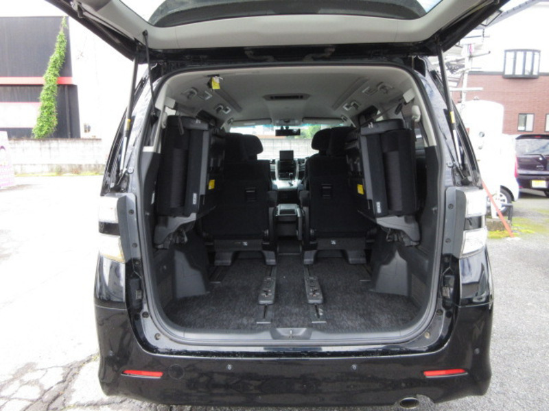 VELLFIRE-8