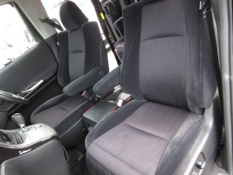 VELLFIRE-5