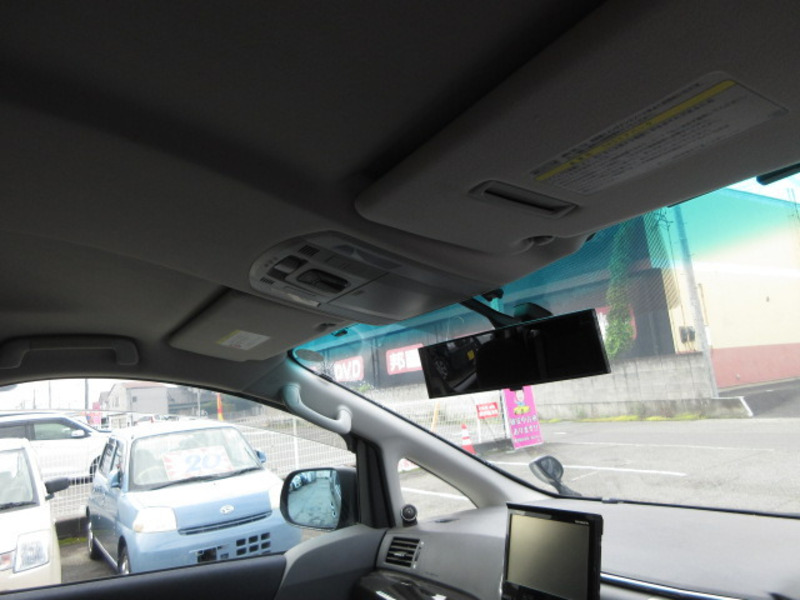 VELLFIRE-11
