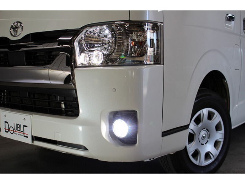 HIACE VAN-1