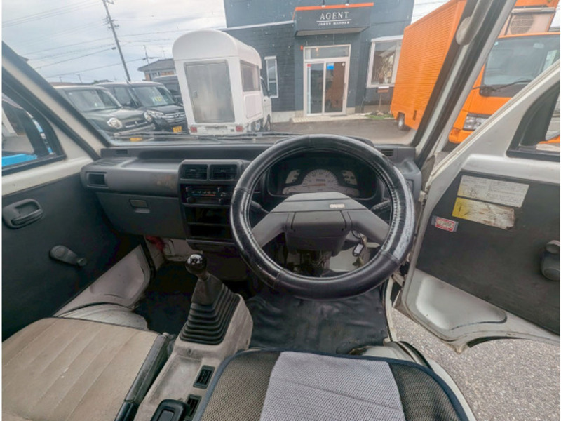 MINICAB TRUCK