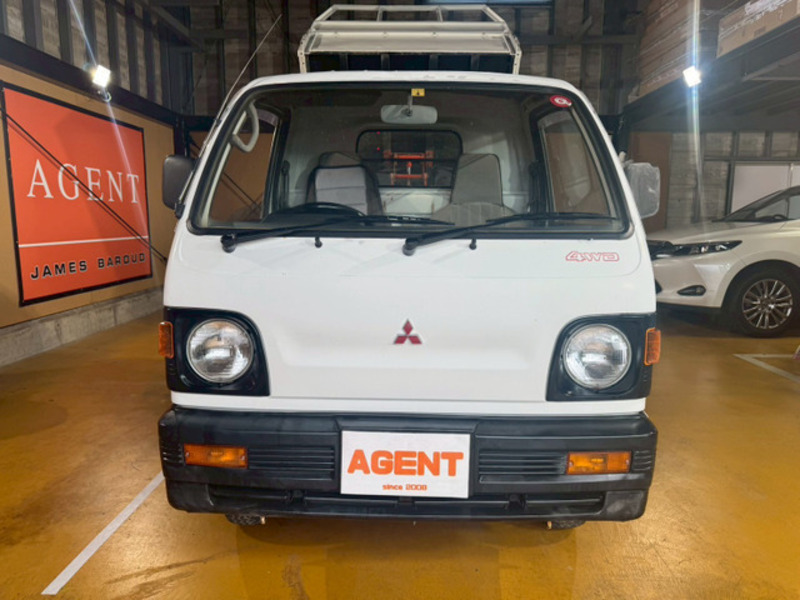 MINICAB TRUCK
