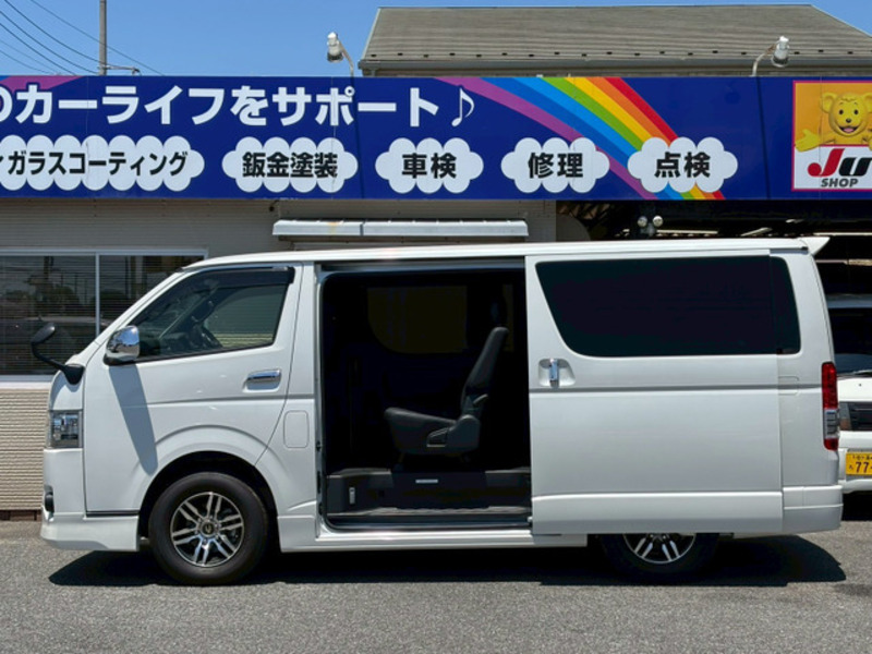 HIACE VAN