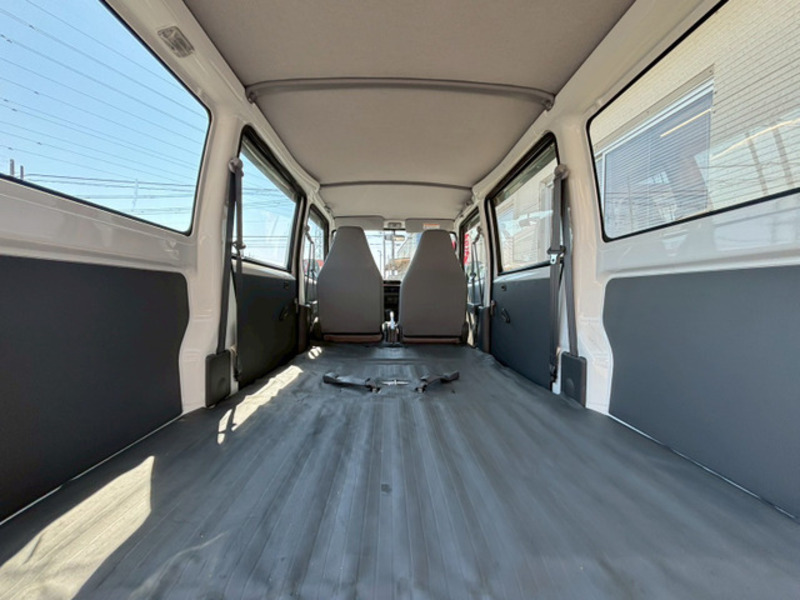 MINICAB VAN