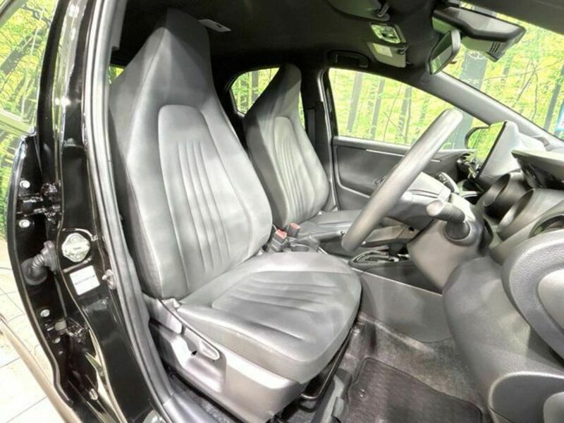 YARIS-7