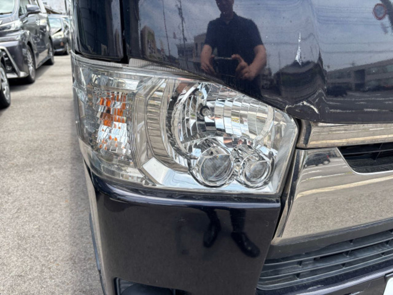 HIACE VAN-4