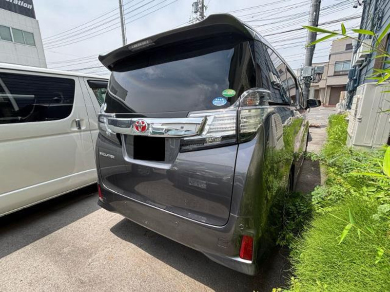 VELLFIRE-8