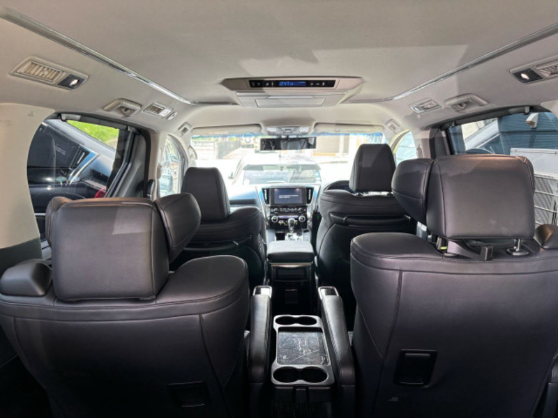 VELLFIRE-9