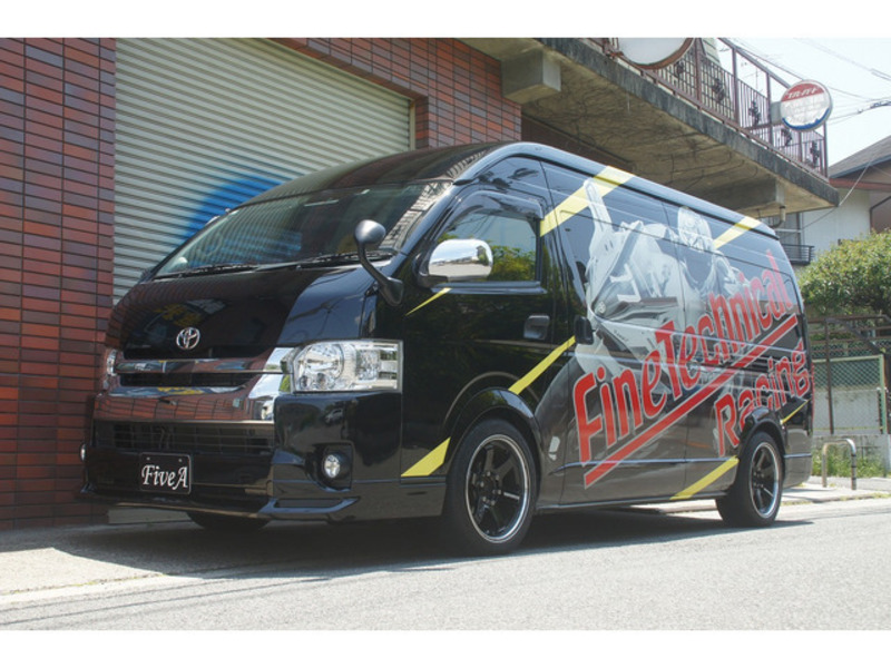 HIACE VAN
