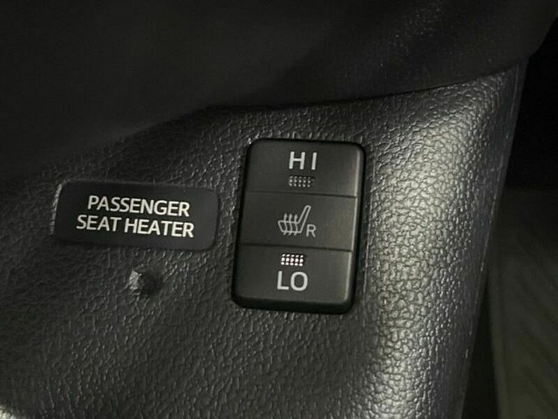 PRIUS PHV-6