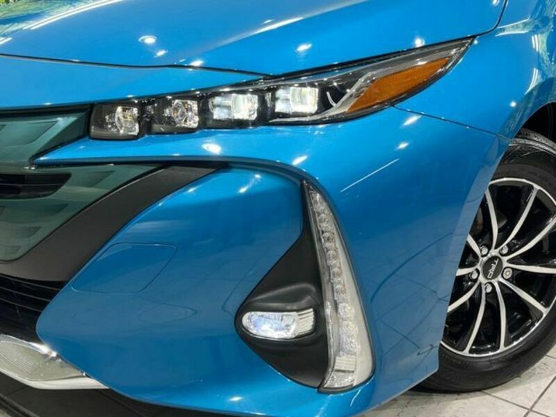 PRIUS PHV-12