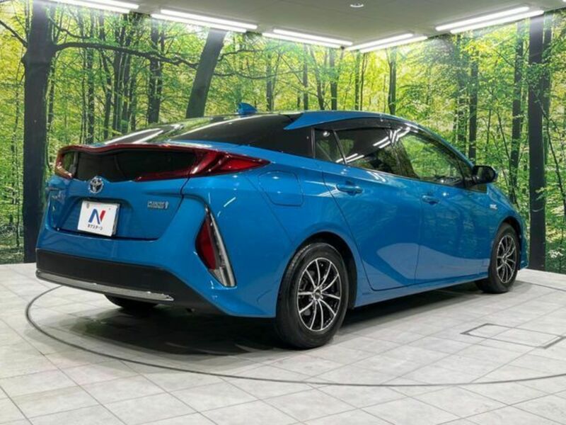 PRIUS PHV-17