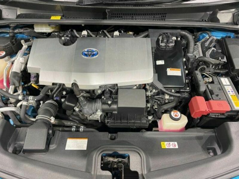 PRIUS PHV-18