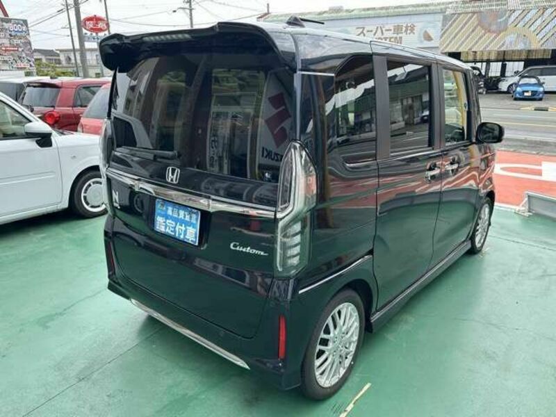 N BOX CUSTOM