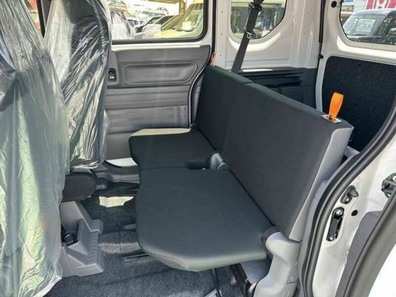 N-VAN