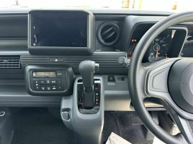 N-VAN