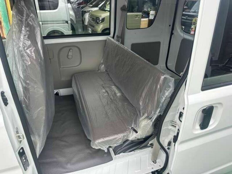 CLIPPER VAN
