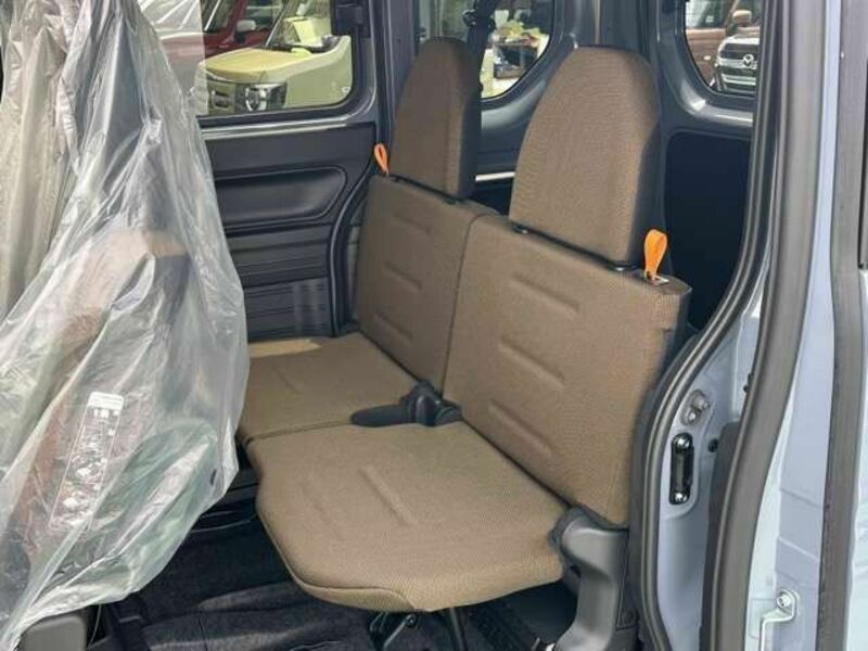 N-VAN