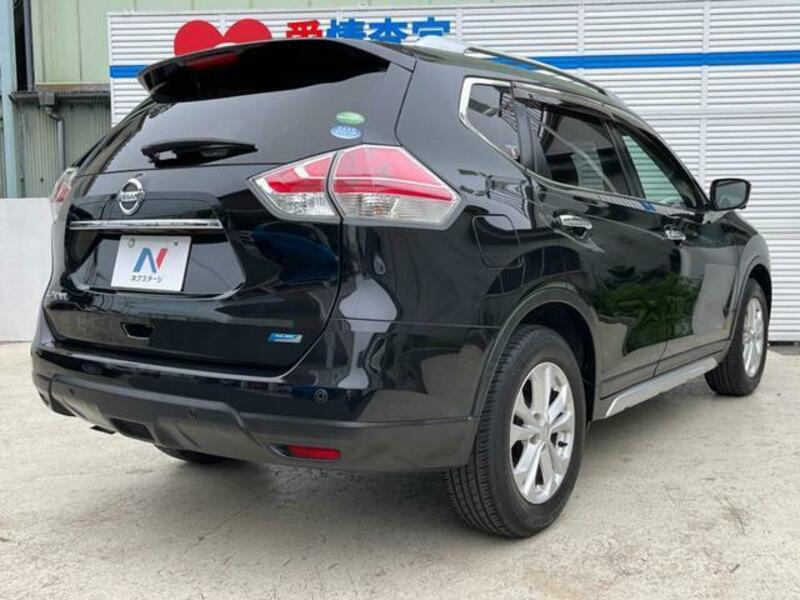 X-TRAIL-16