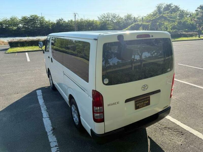 HIACE VAN-9